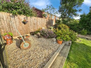 Photo 8- click for photo gallery